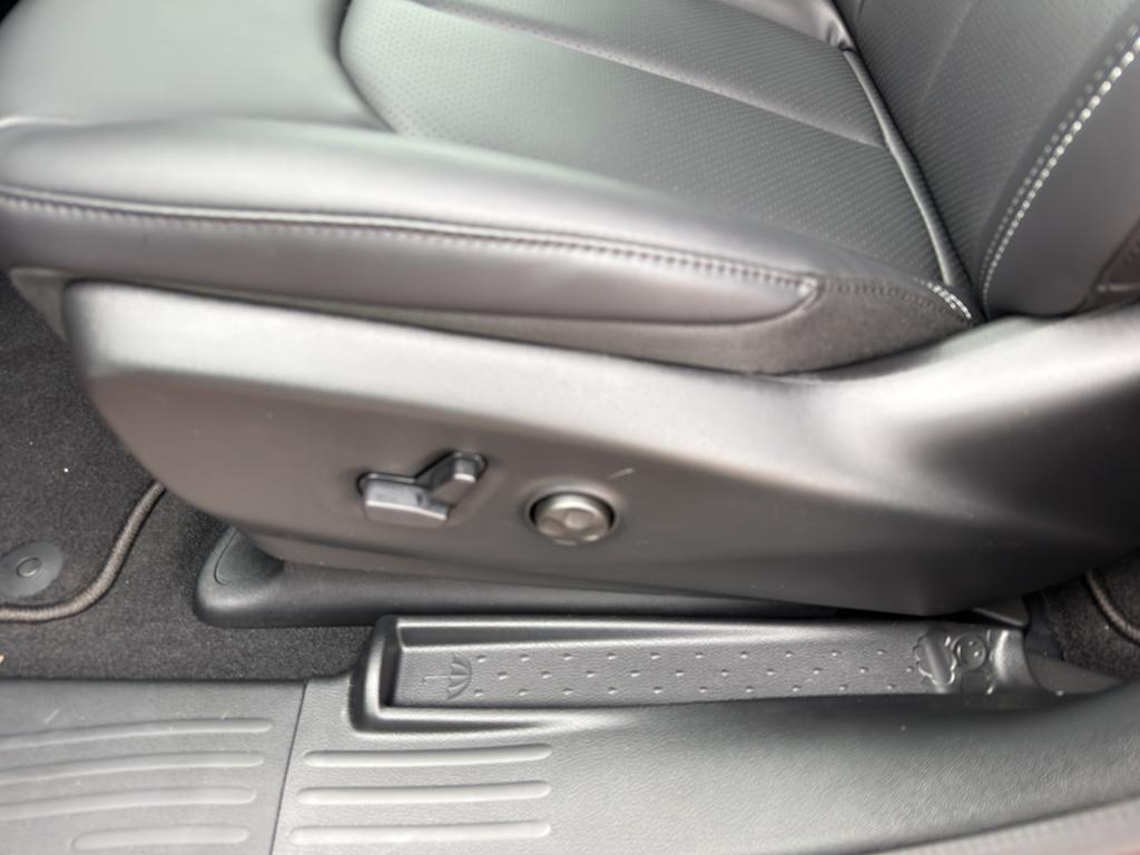 new 2026 Chrysler Pacifica car, priced at $46,757