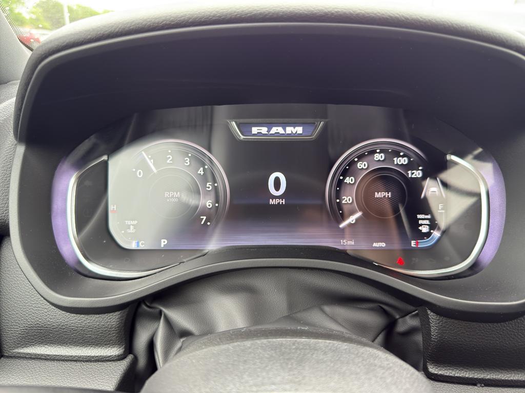 new 2025 Ram 1500 car, priced at $61,822
