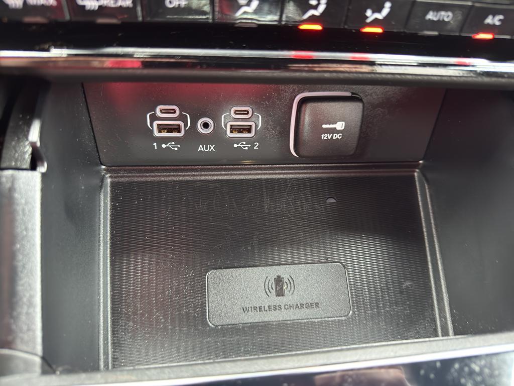 used 2024 Jeep Grand Cherokee L car, priced at $34,495