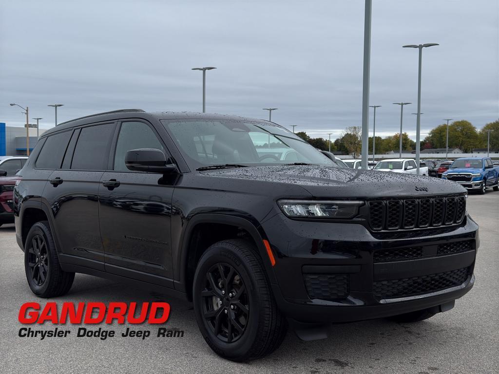 used 2024 Jeep Grand Cherokee L car, priced at $34,495
