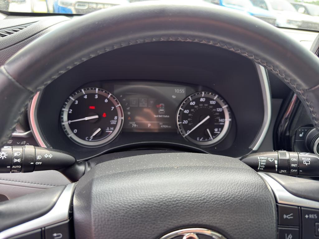used 2021 Toyota Highlander car, priced at $35,295