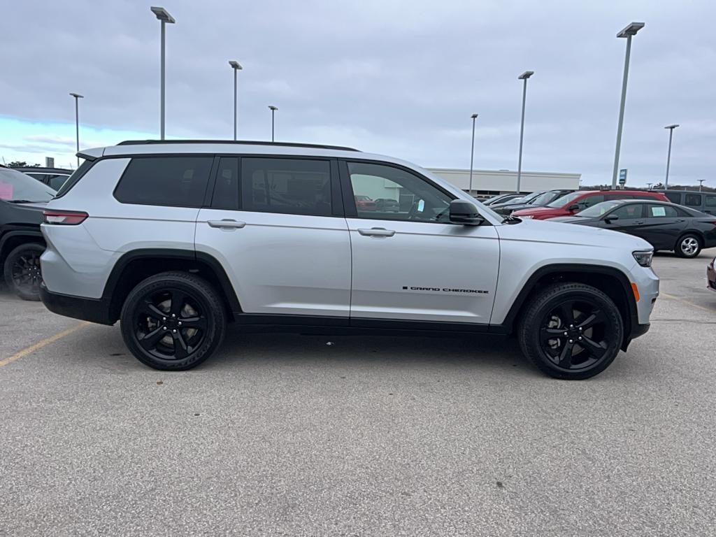 used 2021 Jeep Grand Cherokee L car, priced at $32,395