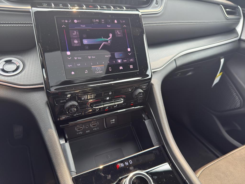 new 2025 Jeep Grand Cherokee L car, priced at $46,938