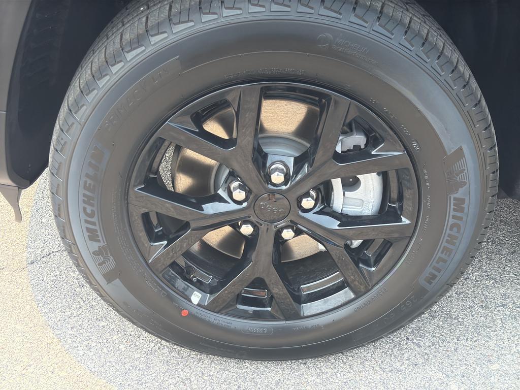 new 2025 Jeep Grand Cherokee L car, priced at $46,938