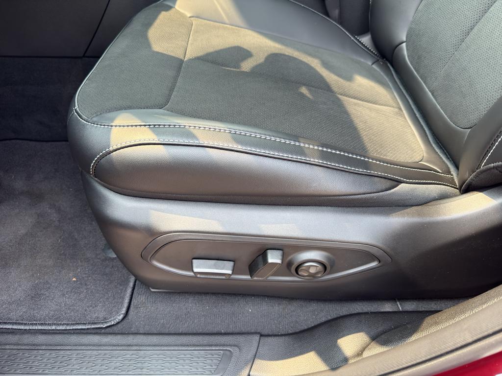 new 2025 Jeep Grand Cherokee L car, priced at $46,938