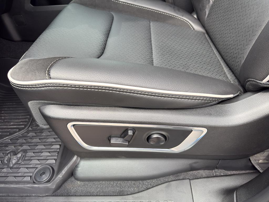new 2025 Ram 1500 car, priced at $74,198