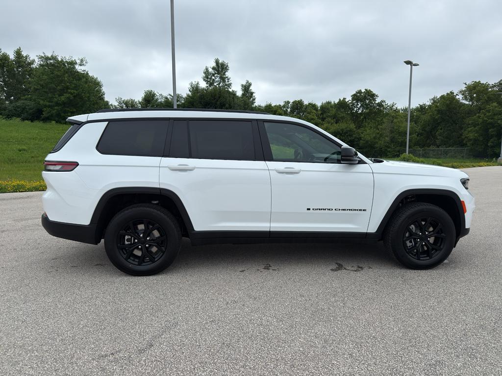 new 2025 Jeep Grand Cherokee L car, priced at $49,130