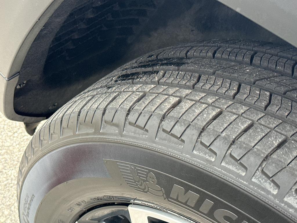 used 2024 Jeep Grand Cherokee L car, priced at $38,795