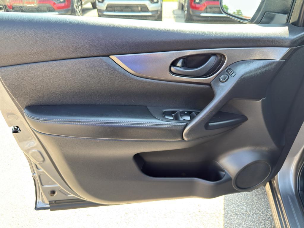 used 2020 Nissan Rogue Sport car, priced at $18,795