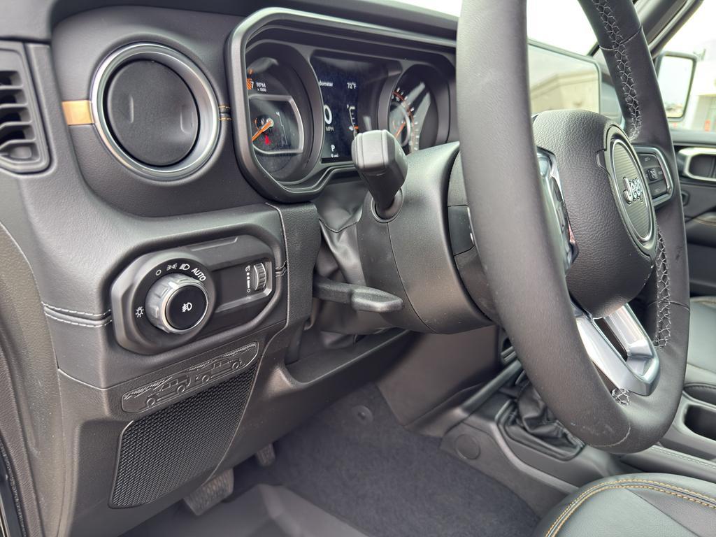 new 2025 Jeep Wrangler car, priced at $61,278