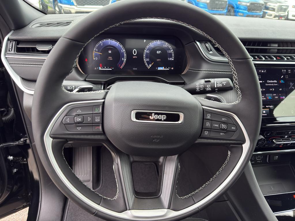 new 2025 Jeep Grand Cherokee car, priced at $48,478