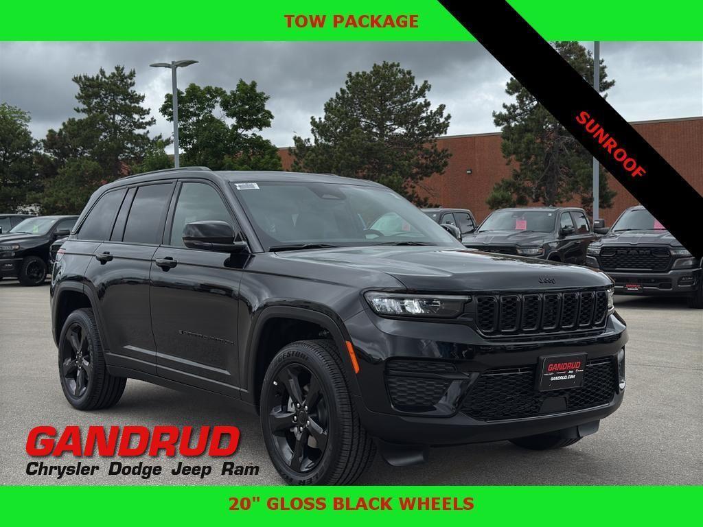 new 2025 Jeep Grand Cherokee car, priced at $48,478