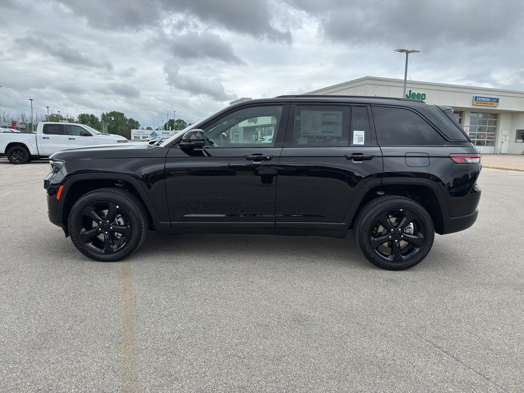 new 2025 Jeep Grand Cherokee car, priced at $48,478
