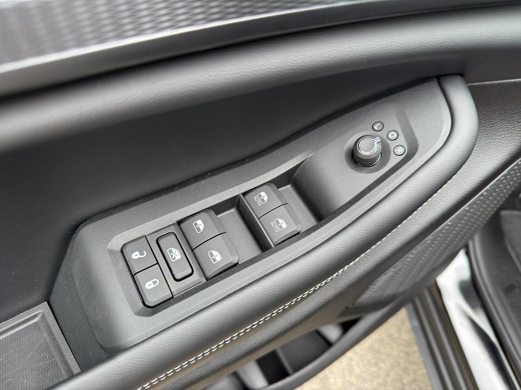 new 2025 Jeep Grand Cherokee car, priced at $48,478