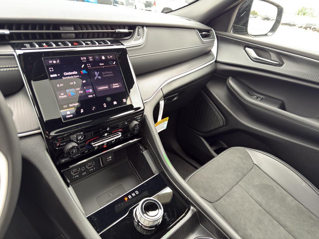 new 2025 Jeep Grand Cherokee car, priced at $48,478