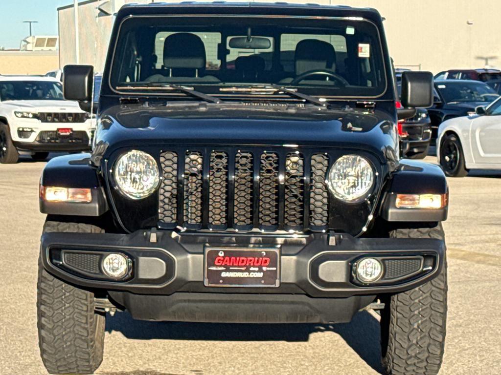 used 2021 Jeep Gladiator car, priced at $35,595