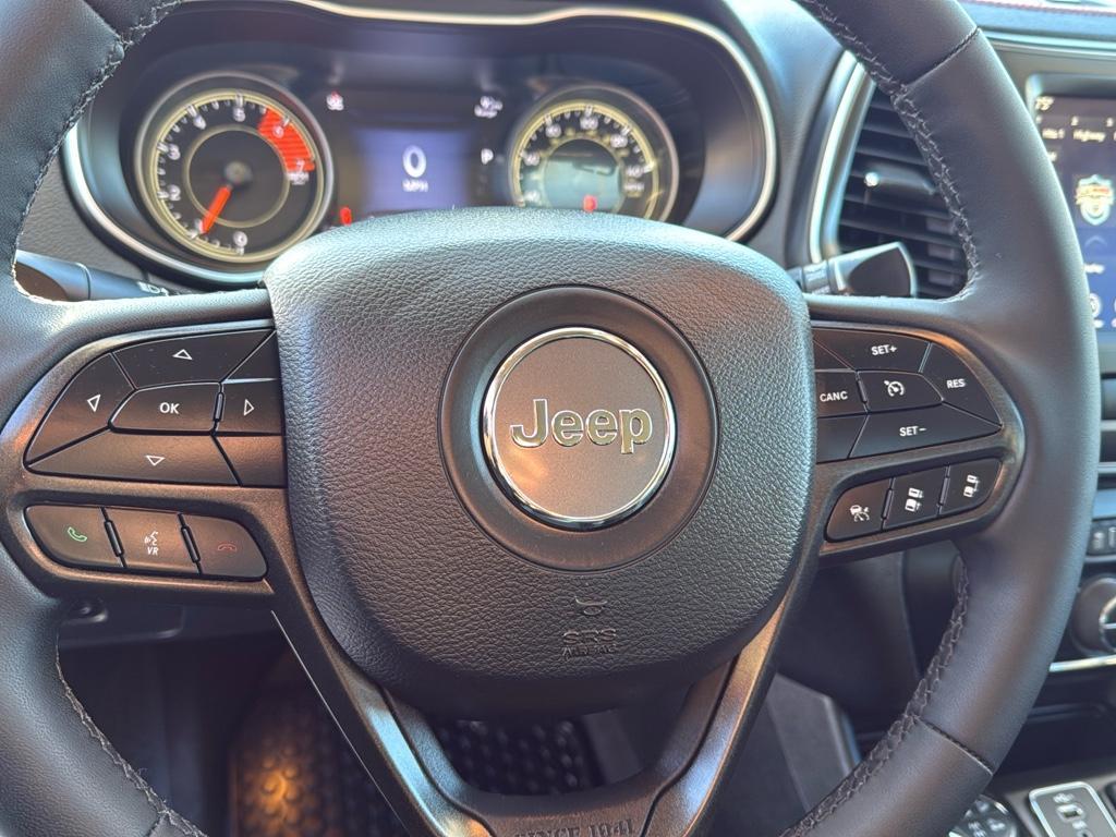 used 2023 Jeep Cherokee car, priced at $30,295