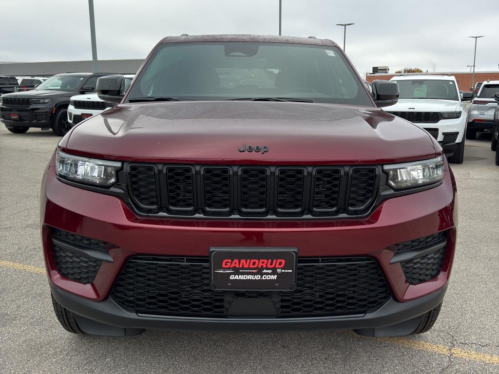 new 2025 Jeep Grand Cherokee car, priced at $46,103