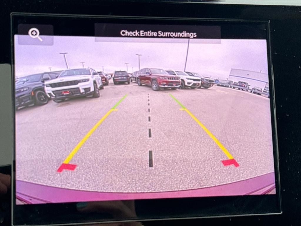 new 2025 Jeep Grand Cherokee car, priced at $46,103