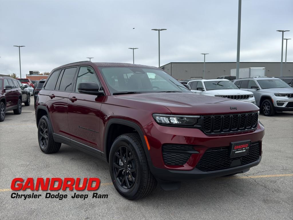 new 2025 Jeep Grand Cherokee car, priced at $46,103