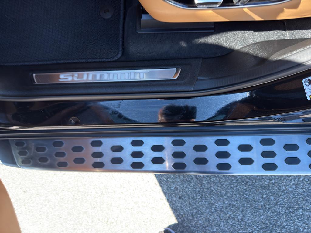 used 2024 Jeep Grand Cherokee L car, priced at $45,995