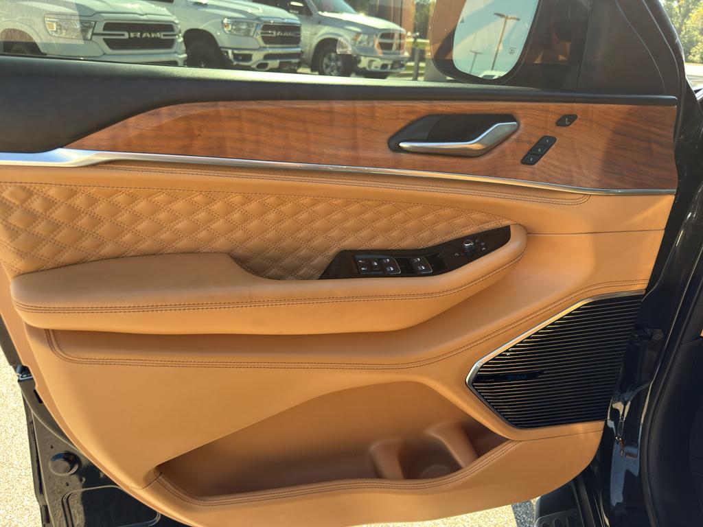 used 2024 Jeep Grand Cherokee L car, priced at $45,995