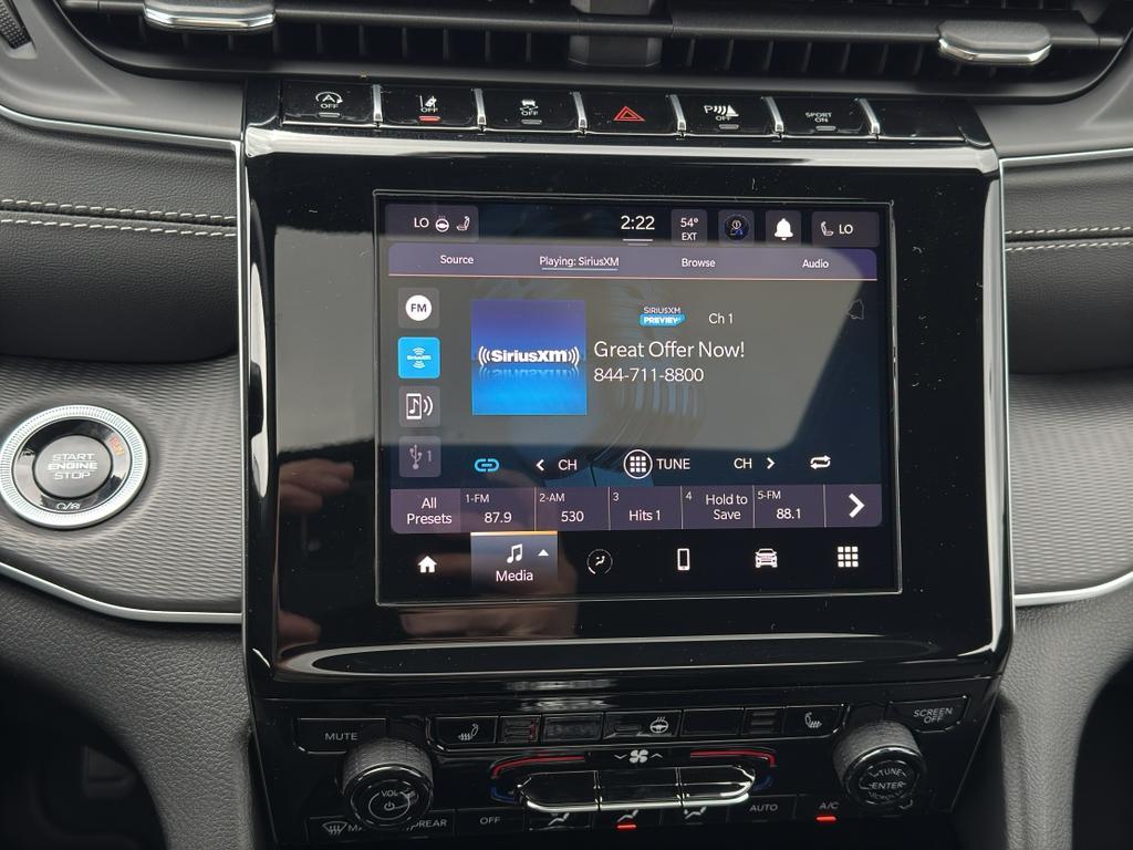 new 2025 Jeep Grand Cherokee car, priced at $44,942