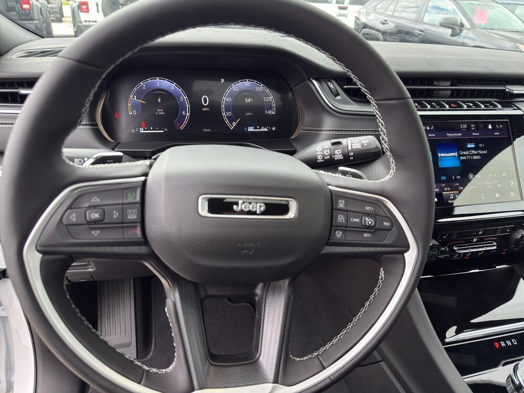 new 2025 Jeep Grand Cherokee car, priced at $44,942