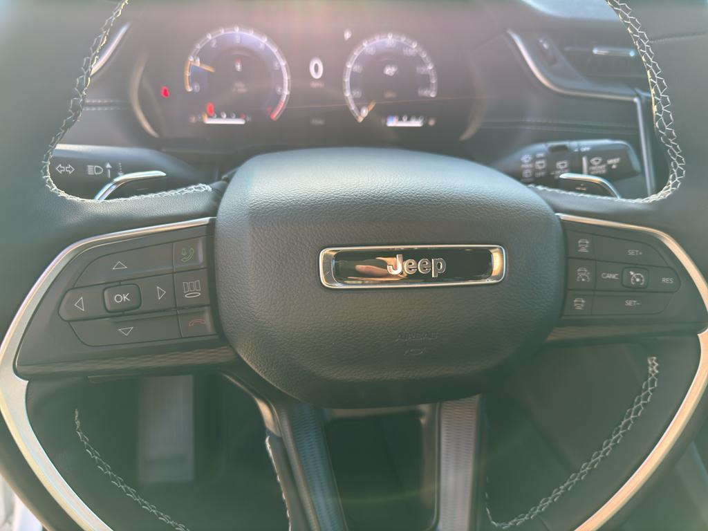 new 2025 Jeep Grand Cherokee L car