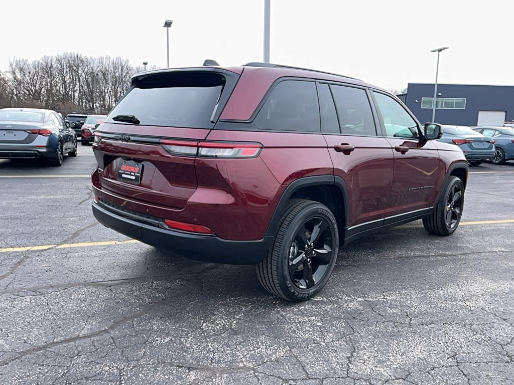 new 2025 Jeep Grand Cherokee car, priced at $46,759