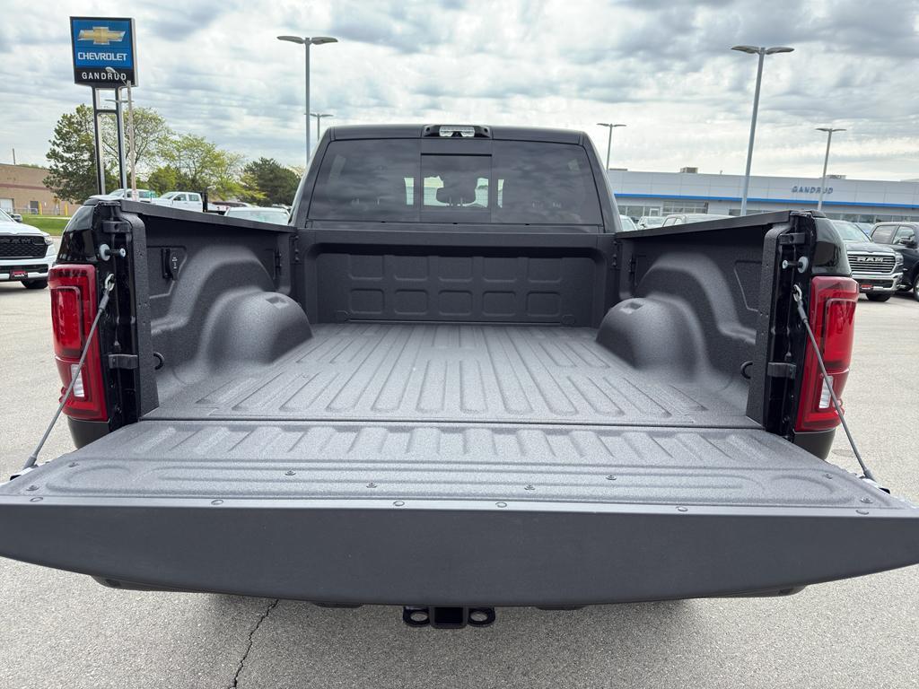 new 2025 Ram 2500 car, priced at $81,922