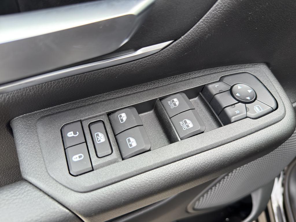 new 2025 Ram 1500 car, priced at $67,521