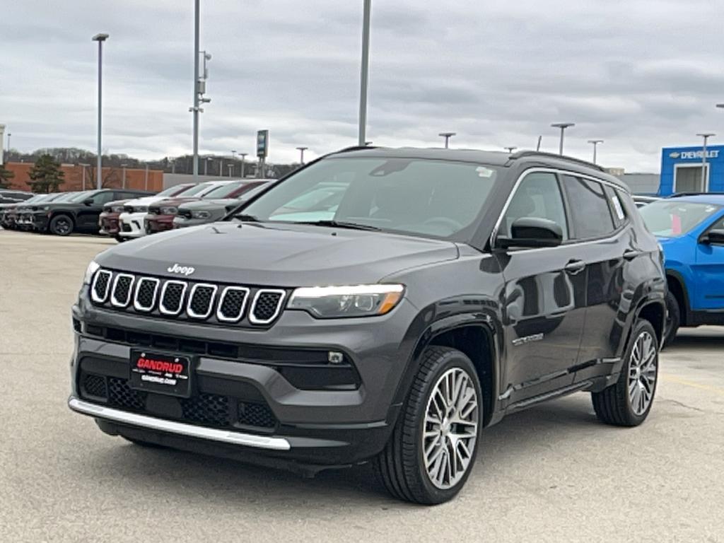 used 2023 Jeep Compass car, priced at $25,995