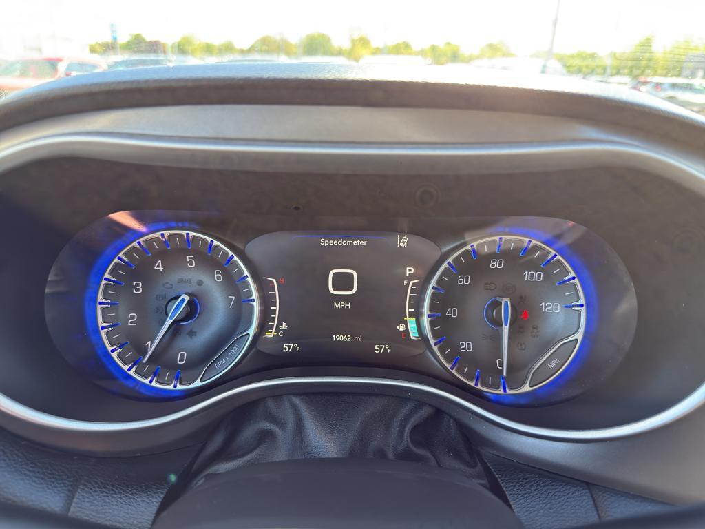 used 2023 Chrysler Pacifica car, priced at $32,695