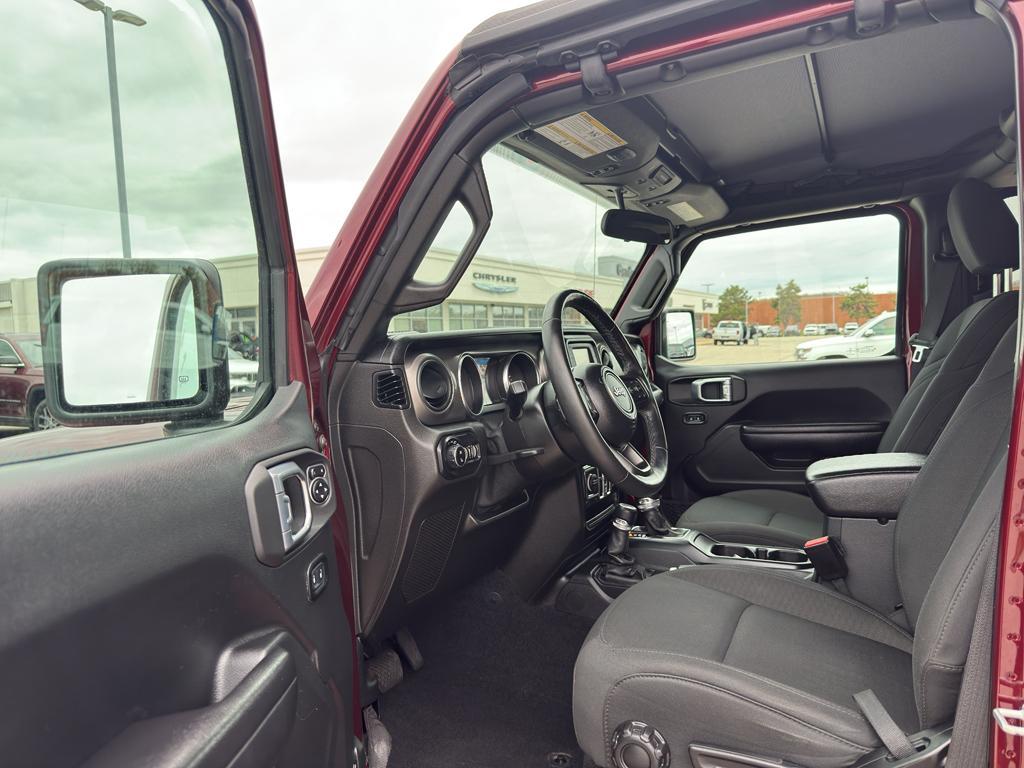 used 2021 Jeep Gladiator car, priced at $32,295
