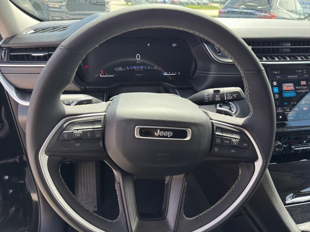 used 2023 Jeep Grand Cherokee car, priced at $33,995