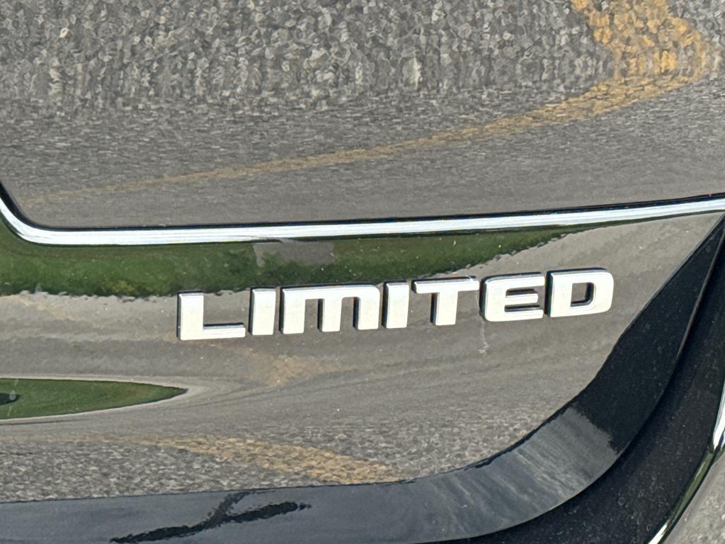 new 2025 Jeep Grand Cherokee L car, priced at $48,097