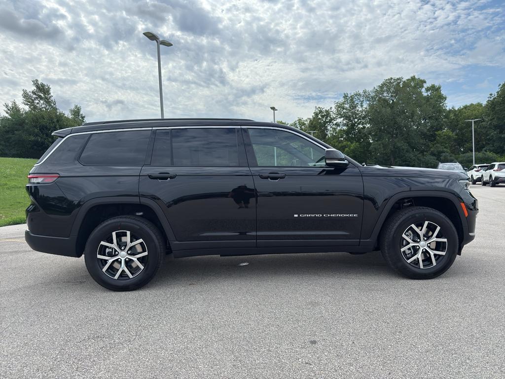 new 2025 Jeep Grand Cherokee L car, priced at $48,097