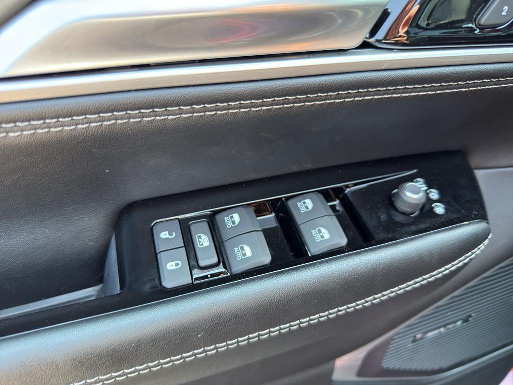new 2025 Jeep Wagoneer L car, priced at $71,999