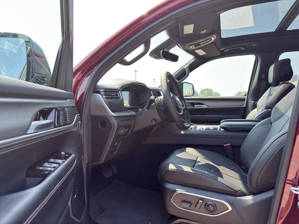 new 2025 Jeep Wagoneer L car, priced at $71,999