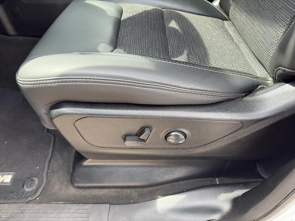 used 2022 Ram 1500 car, priced at $39,995