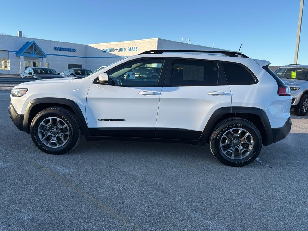 used 2020 Jeep Cherokee car, priced at $17,295