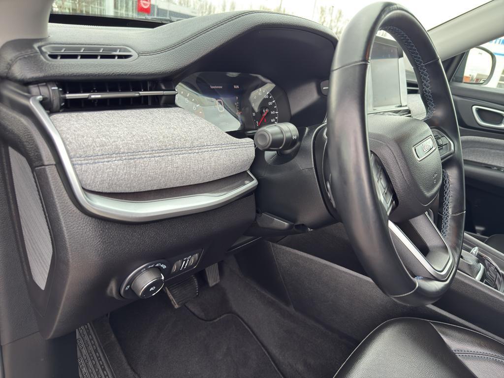 used 2022 Jeep Compass car, priced at $23,095
