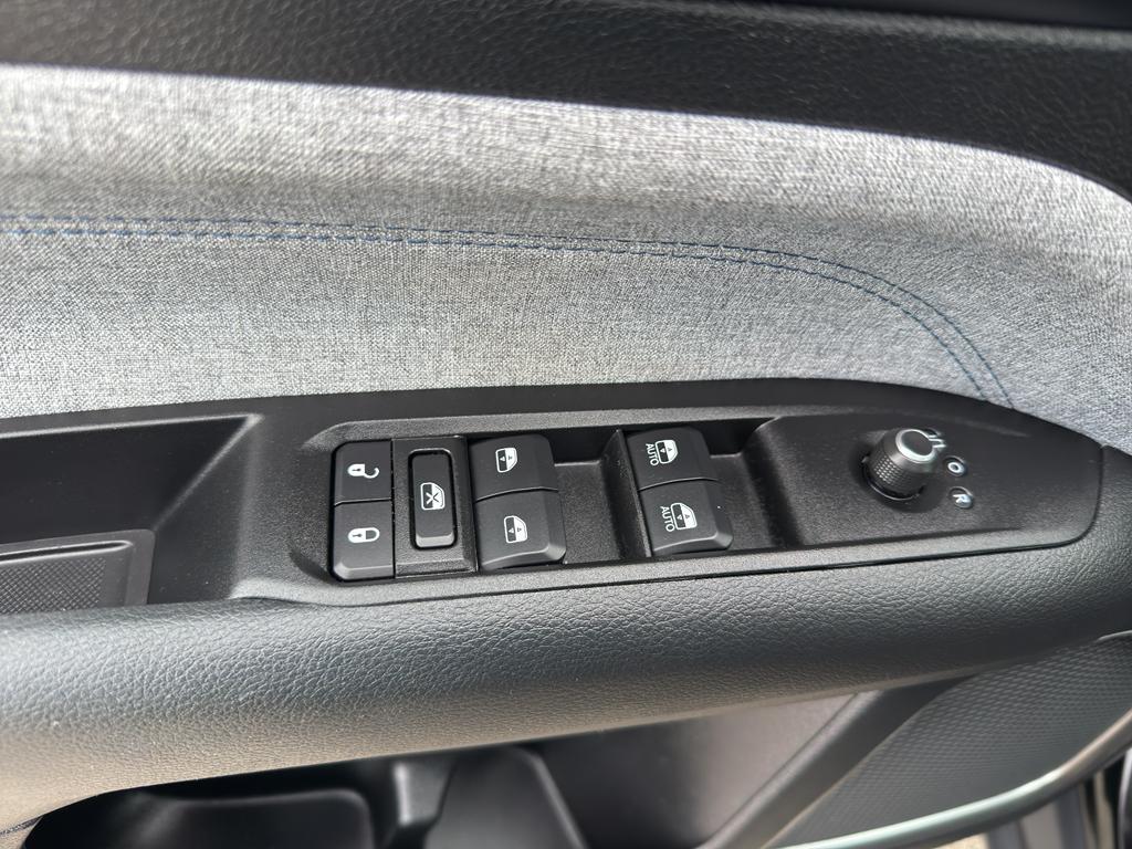 used 2022 Jeep Compass car, priced at $23,095
