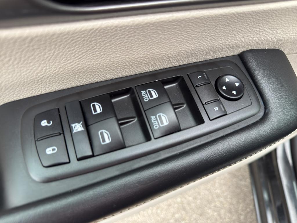 used 2023 Chrysler Pacifica car, priced at $26,595