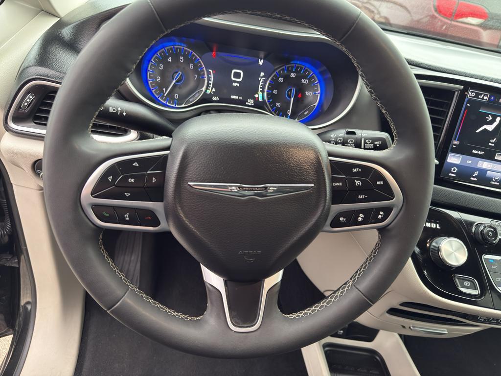 used 2023 Chrysler Pacifica car, priced at $26,595