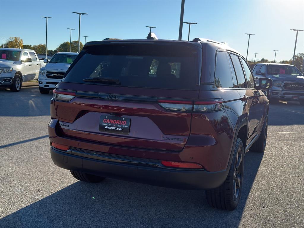 used 2024 Jeep Grand Cherokee car, priced at $38,595