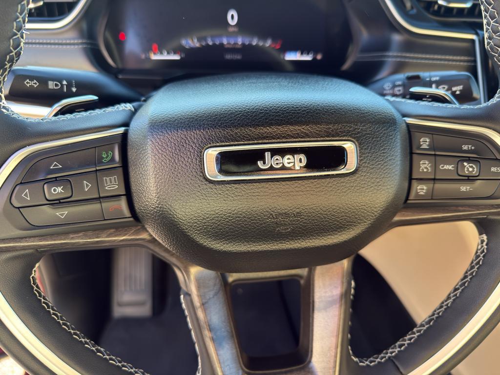 used 2024 Jeep Grand Cherokee car, priced at $38,595