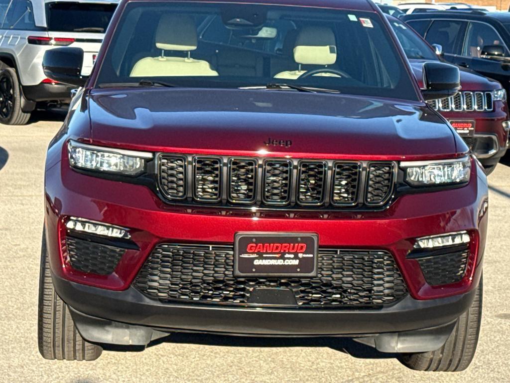 used 2024 Jeep Grand Cherokee car, priced at $38,595