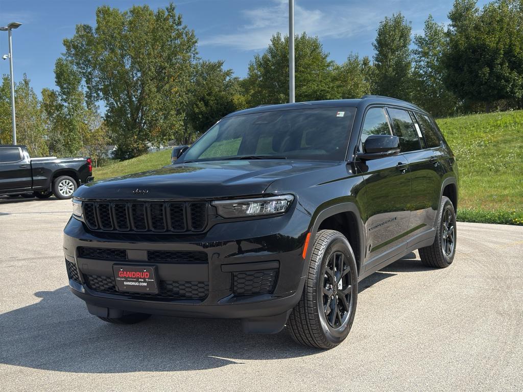 new 2025 Jeep Grand Cherokee L car, priced at $45,438